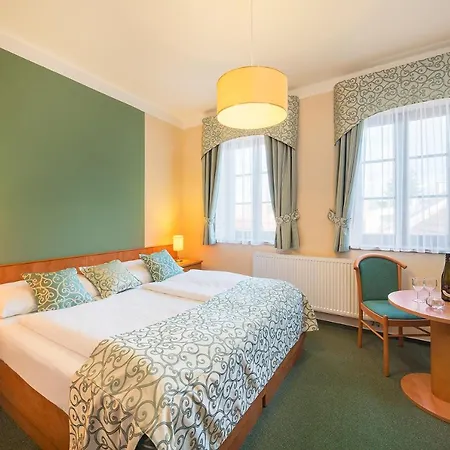 Hotel Bily Jednorozec 4*