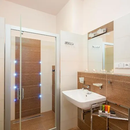Hotel Bily Jednorozec Guest house Trebon