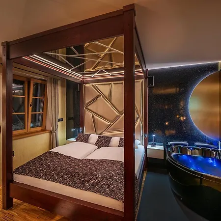 Hotel Bily Jednorozec Guest house 4*